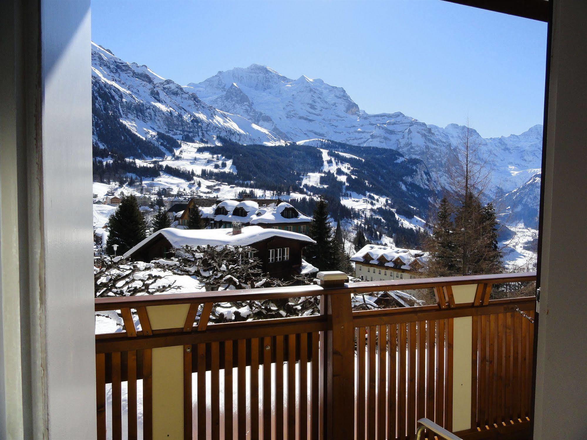 Hotel Alpenruhe - Vintage Design Hotel Wengen Bagian luar foto