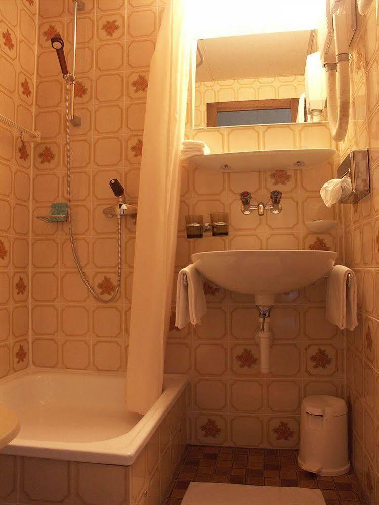 Hotel Alpenruhe - Vintage Design Hotel Wengen Bagian luar foto