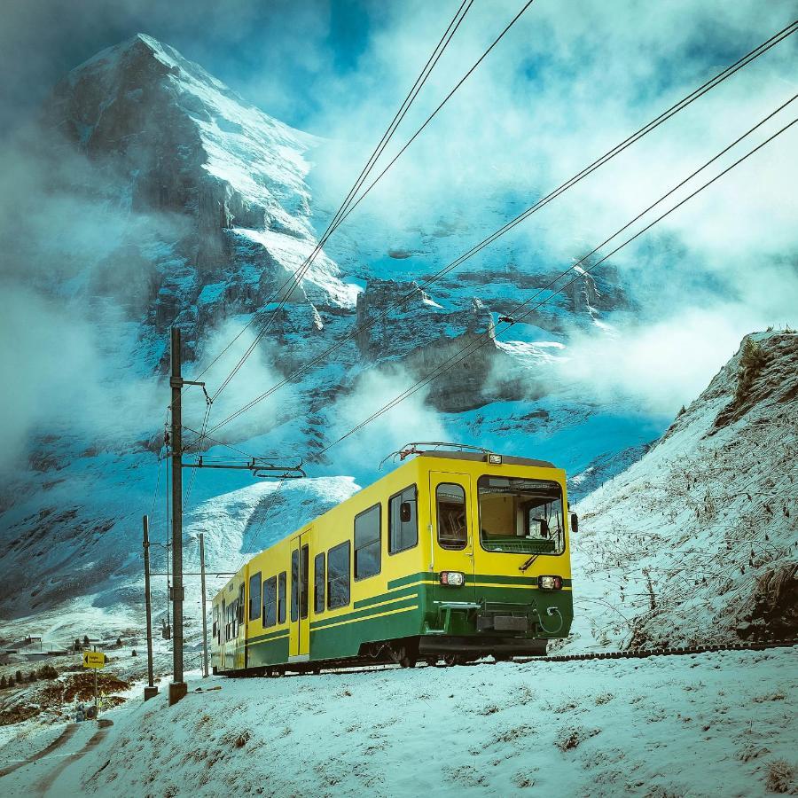 Hotel Alpenruhe - Vintage Design Hotel Wengen Bagian luar foto